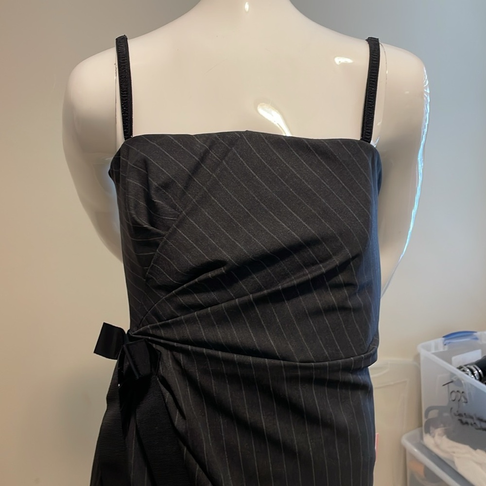 D&G Grey Pinstripe Strapless Look Gathered Ruched Waist Pencil Dress IT42 NWOT 6 - Picture 3 of 17